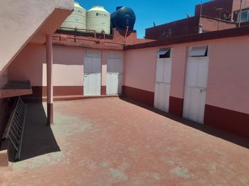 EDIFICIO EN VENTA CON DEPARTAMENTOS RENTADOS, OFICINA Y LOCAL COMERCIAL