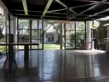 VENTA DE RESIDENCIA EN LEON, GTO.  EXCLUSIVO. AL SUR DE LA CIUDAD. ESTILO CLASICO CONSERVADOR CONTEMPORANEO.