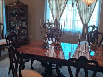 VENTA DE RESIDENCIA EN LEON, GTO.  EXCLUSIVO. AL SUR DE LA CIUDAD. ESTILO CLASICO CONSERVADOR CONTEMPORANEO.