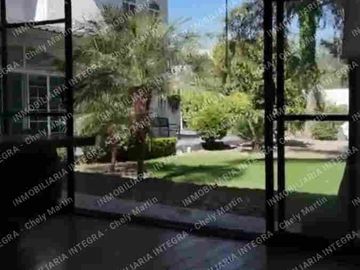 VENTA DE RESIDENCIA EN LEON, GTO.  EXCLUSIVO. AL SUR DE LA CIUDAD. ESTILO CLASICO CONSERVADOR CONTEMPORANEO.