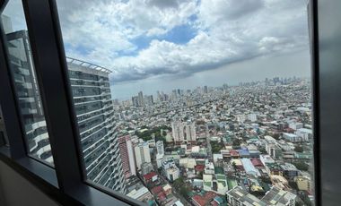 FOR SALE - 1 BEDROOM UNIT AT THE RISE MAKATI