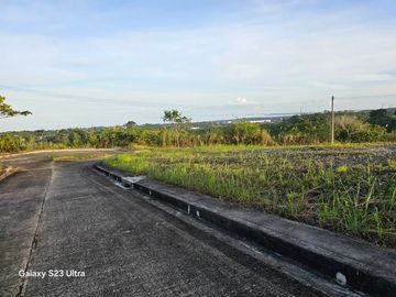 Cebu overlooking seaview lot for sale 224 sqm at Crown Heights Subdivision for sale by owner 3.2m net  Compostela Cebu Philippines