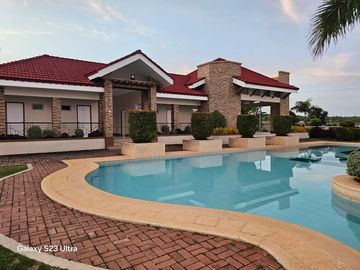 Cebu overlooking seaview lot for sale 224 sqm at Crown Heights Subdivision for sale by owner 3.2m net  Compostela Cebu Philippines