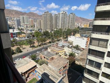 Gran Oportunidad!! 5200 UF, Se Vende  amplio departamento con excelente ubicación y vista privilegiada frente al mar ubicado  en Antofagasta