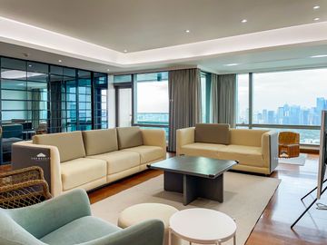 Prime 3 Bedroom 3BR Corner Unit for Sale in The Horizon Homes BGC