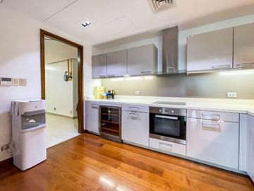 Prime 3 Bedroom 3BR Corner Unit for Sale in The Horizon Homes BGC