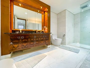 Prime 3 Bedroom 3BR Corner Unit for Sale in The Horizon Homes BGC
