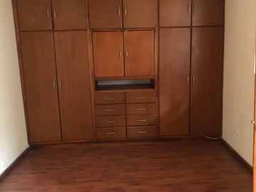 EN VENTA OPORTUNIDAD CASA EN VENTA EN EL CENTRO DE LA CIUDAD