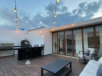 CASA BOSQUE ESMERALDA. 4 REC MODERNA SEGURIDAD JARDIN Y ROOF IMPECABLE