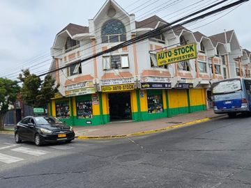 EDIFICIO DE 3 PISOS, UBICADO EN BULNES & LA CONCEPCIÓN QUILLOTA, CERCANO AL CENTRO.