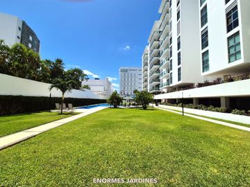 ¡Condominio con Dos Departamentos Amueblados - 4 Recámaras, 4 Baños – Ubicación Privilegiada!