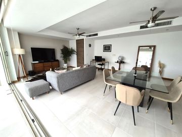 ¡Condominio con Dos Departamentos Amueblados - 4 Recámaras, 4 Baños – Ubicación Privilegiada!