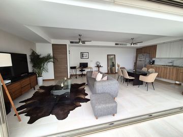 ¡Condominio con Dos Departamentos Amueblados - 4 Recámaras, 4 Baños – Ubicación Privilegiada!