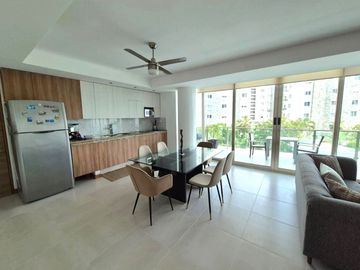 ¡Condominio con Dos Departamentos Amueblados - 4 Recámaras, 4 Baños – Ubicación Privilegiada!