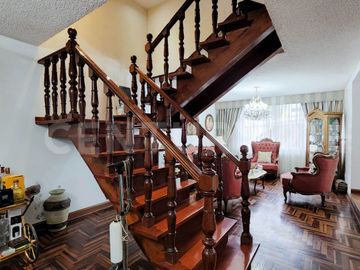 VENDO CASA MUY CERCA A VILLA MILITAR OESTE CHORRILLOS