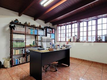 VENDO CASA MUY CERCA A VILLA MILITAR OESTE CHORRILLOS