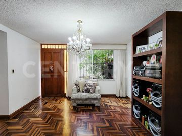 VENDO CASA MUY CERCA A VILLA MILITAR OESTE CHORRILLOS