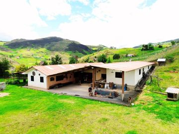 En venta Quinta a 30 Min de Cuenca, Victoria del Portete