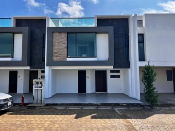 Casa en venta Cuautlancingo La VID