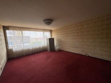 Casa en venta 4 recamaras enfrente del Colegio Americano en la Col. La Paz