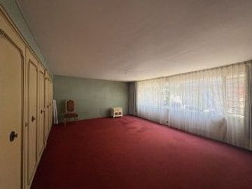 Casa en venta 4 recamaras enfrente del Colegio Americano en la Col. La Paz