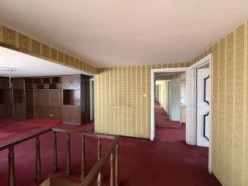 Casa en venta 4 recamaras enfrente del Colegio Americano en la Col. La Paz