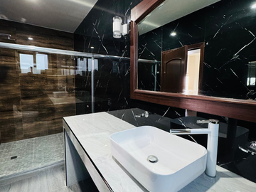 SE VENDE RESIDENCIA EN BUGAMBILIAS ZAPOPAN JAL. $35,000,000