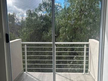 VENTA. DEPARTAMENTO NUEVO. LAS ARMAS. SEGURIDAD 24 HRS.