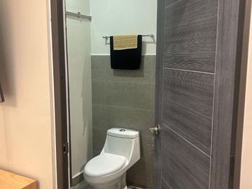 VENTA. DEPARTAMENTO NUEVO. LAS ARMAS. SEGURIDAD 24 HRS.