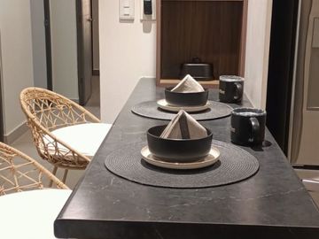 VENTA. DEPARTAMENTO NUEVO. LAS ARMAS. SEGURIDAD 24 HRS.