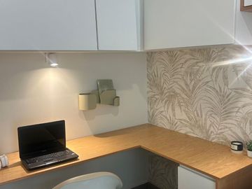 VENTA. DEPARTAMENTO NUEVO. LAS ARMAS. SEGURIDAD 24 HRS.