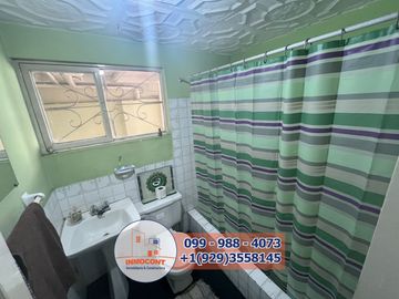 Amplia casa rentera en venta  Sector Av. Abelardo J. Andrade