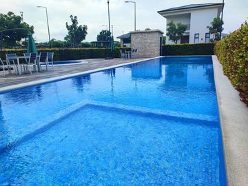 Venta Suite en Samborondón primeros kilómetros cerca a la UEES - S057