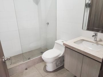 Venta Suite en Samborondón primeros kilómetros cerca a la UEES - S057