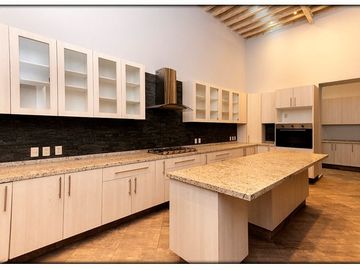 VENTA DE CASA EN CENTRO HISTORICO DE QUERÉTARO