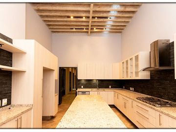 VENTA DE CASA EN CENTRO HISTORICO DE QUERÉTARO