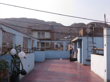 HOTEL 4 PISOS EN VENTA 153 M2 AV. CARAPONGO - LURIGANCHO