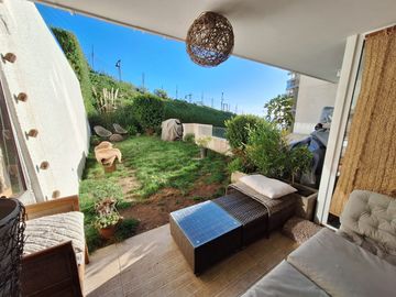 Lindo Departamento Con Jardín Privado En Costa De Montemar