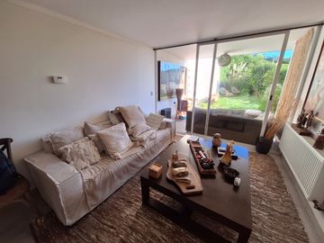 Lindo Departamento Con Jardín Privado En Costa De Montemar