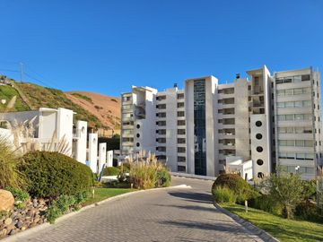 Lindo Departamento Con Jardín Privado En Costa De Montemar