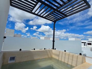 Casa Nueva en CanCun QR