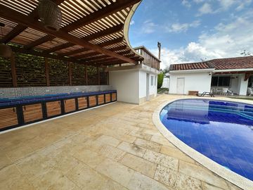 ¡Venta de espectacular Casa en Altos de Ciudad Jardín!
