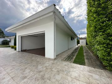 ¡Venta de espectacular Casa en Altos de Ciudad Jardín!