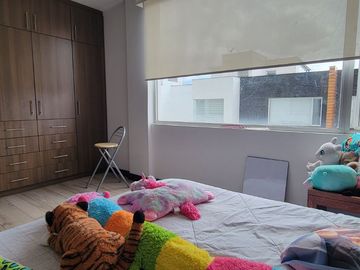 vendo linda casa sector Miravalle