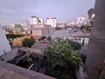 Vendo Casa En Urb. Los Sauces