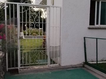 VENDO CASA DE 2 NIVELES EN AMATES OAXTEPEC