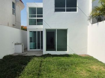 VENDO CASA EN COL OTILIO MONTAÑO CON TODOS LOS SERVICIOS