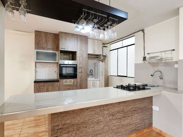Venta De Departamento En Santa Anita Con Conexión A Gas Cálida