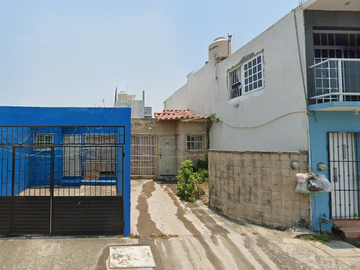 CASA EN REMATE EN GEOVILLAS LOS PINOS VERACRUZ VER