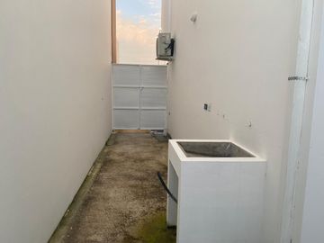 CASAS POR ESTRENAR EN VENTA EN URBANIZACIÓN PRIVADA, EN PORTOVIEJO